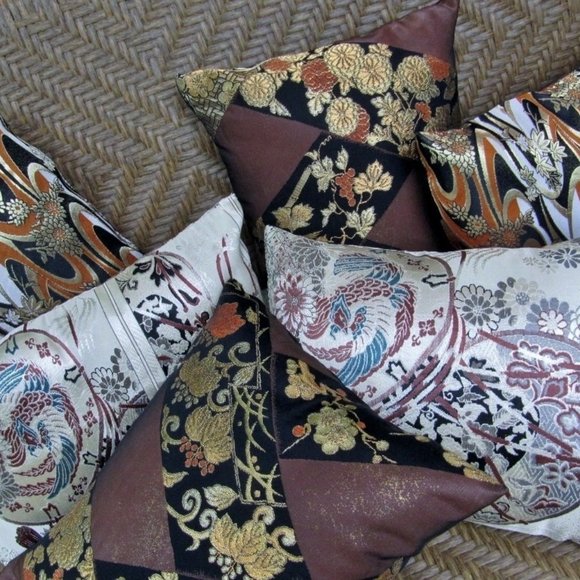 Matching set of two silk pillows made from antique obis kimono sashes SET 1 - Picture 4 of 5